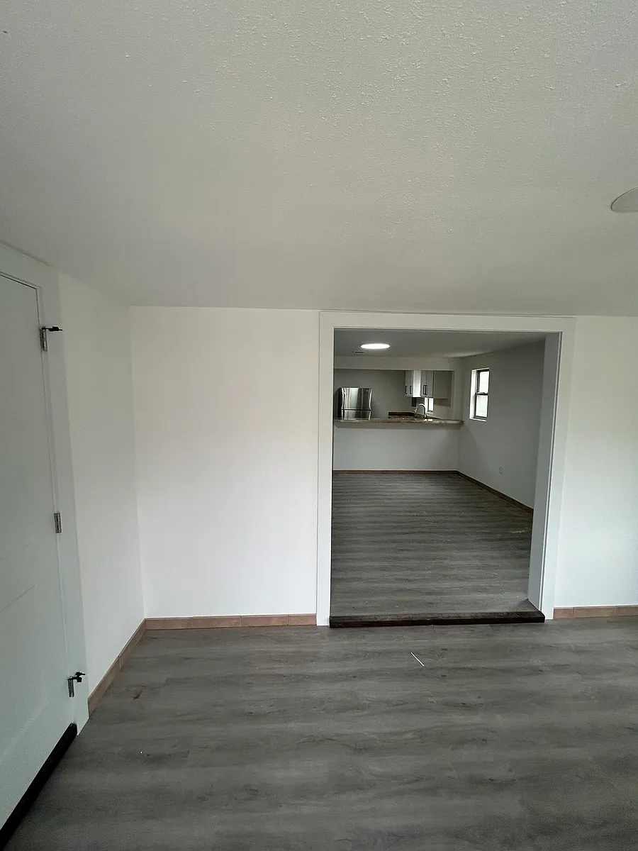 Building Photo - 1008 N Z St #A
