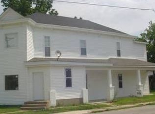 823 S 2nd St #A, De Soto, MO 63020