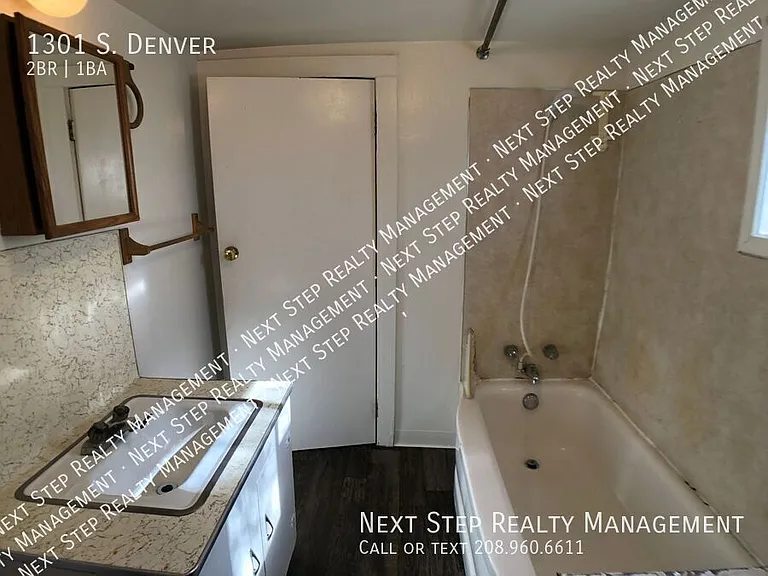 1301 S Denver Ave — Photo 8