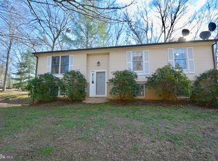 5576 Keyser Rd, Hume, VA 22639