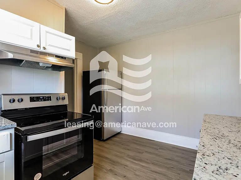 1524874_007_kitchen_13669876.jpg