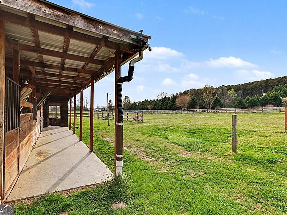 2nd image of 151 Sugar Hill Rd NE