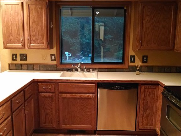 4th image of 8606 Burns Dr SW