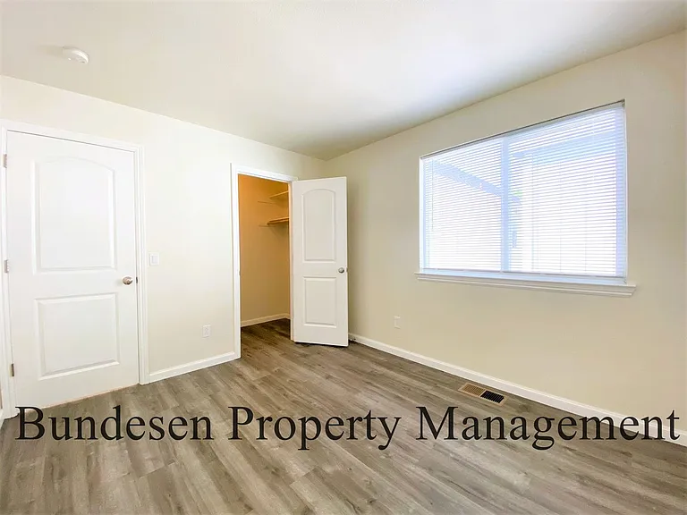 747 Fresno Ave — Photo 14