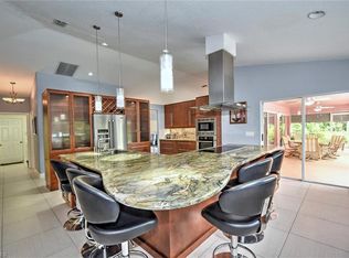 180 10th Ave NW, Naples, FL 34120