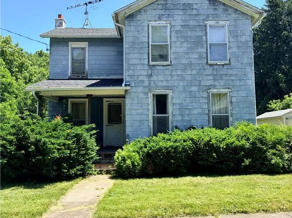 111 Day St, Albion, NY 14411