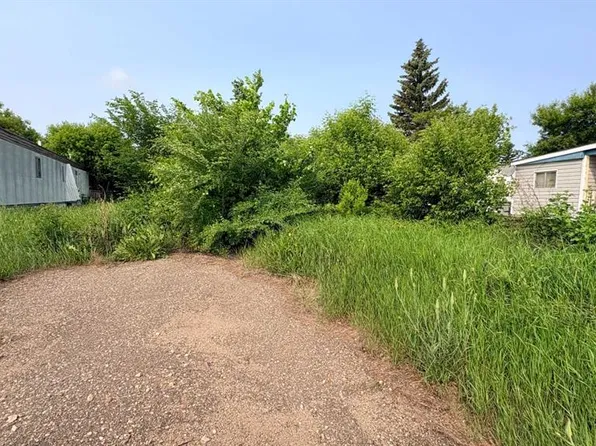 1534 15th St, Wainwright, AB T9W 1L2