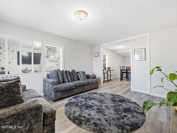 4th image of 1305 MELSON Avenue