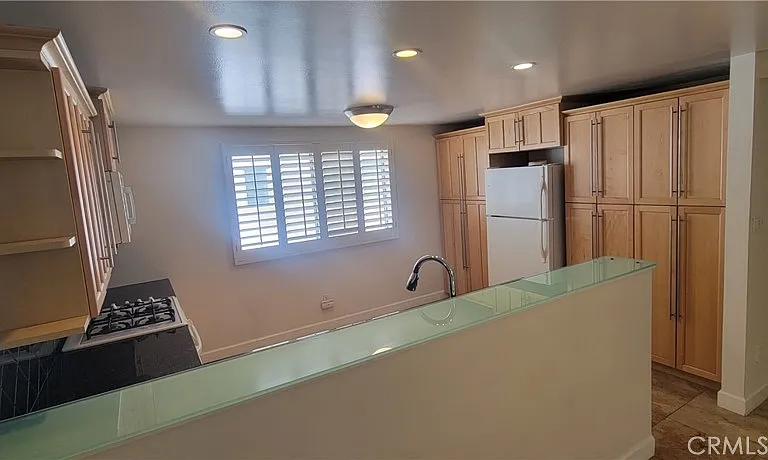 4279 W Sarah St — Photo 9