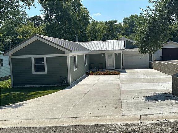 2nd image of 7249 Lawton Ave