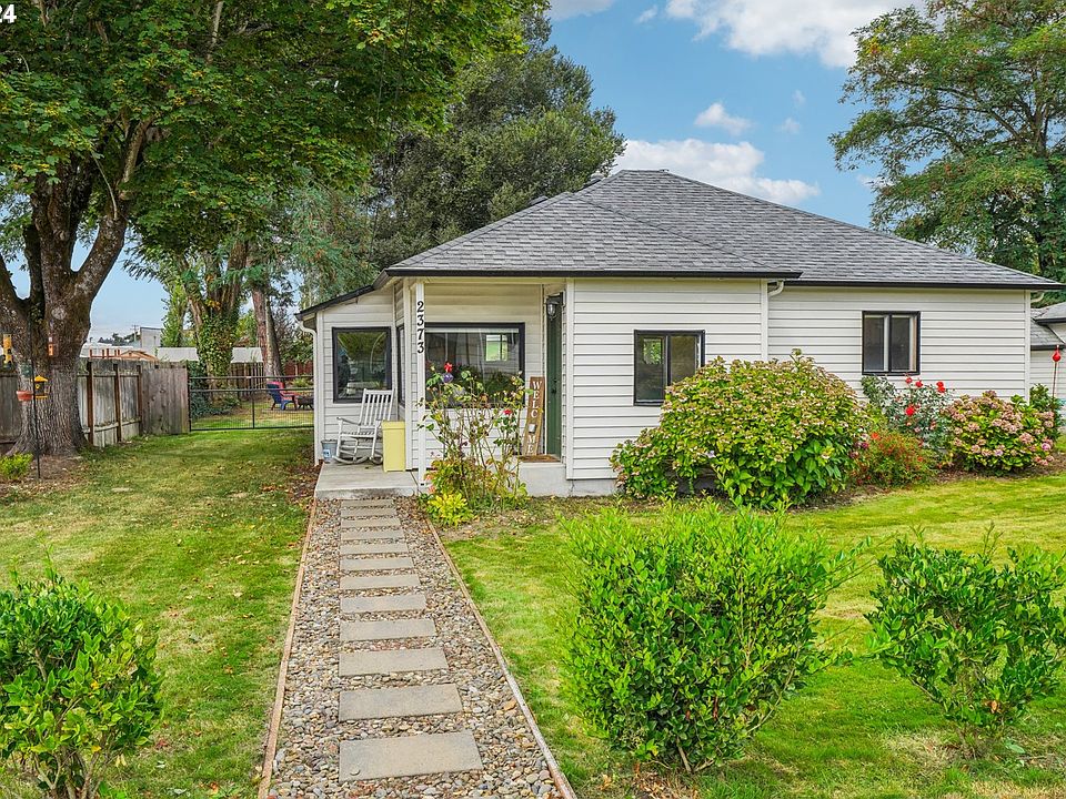 1st image of 2373 SE 48th Ave