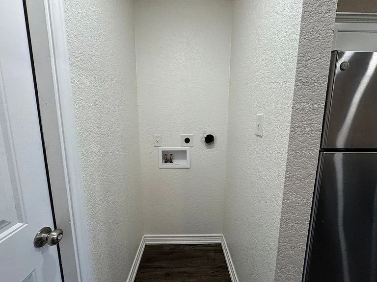 1417 Jasper Garden Ct — Photo 26