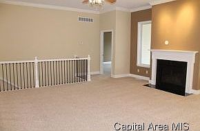 4th image of 10 Niblick Ln