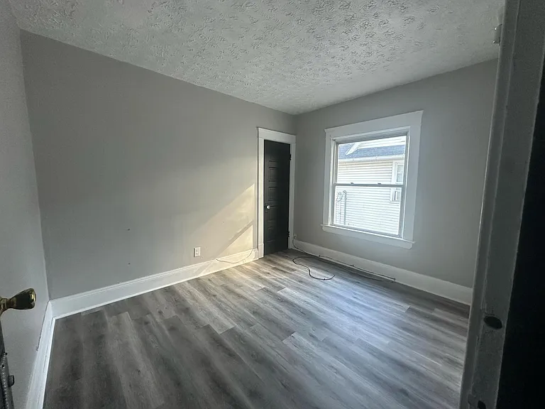 1466 Winchester Ave #U — Photo 16
