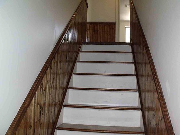 4th image of 103 Park Ln