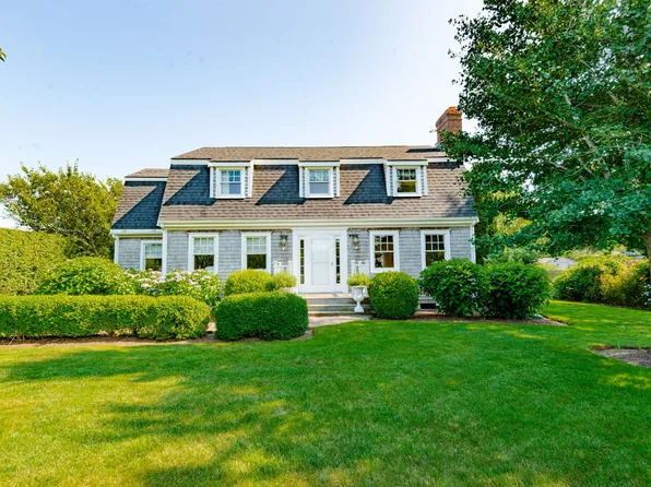 4 Golf View Dr, Nantucket, MA 02554