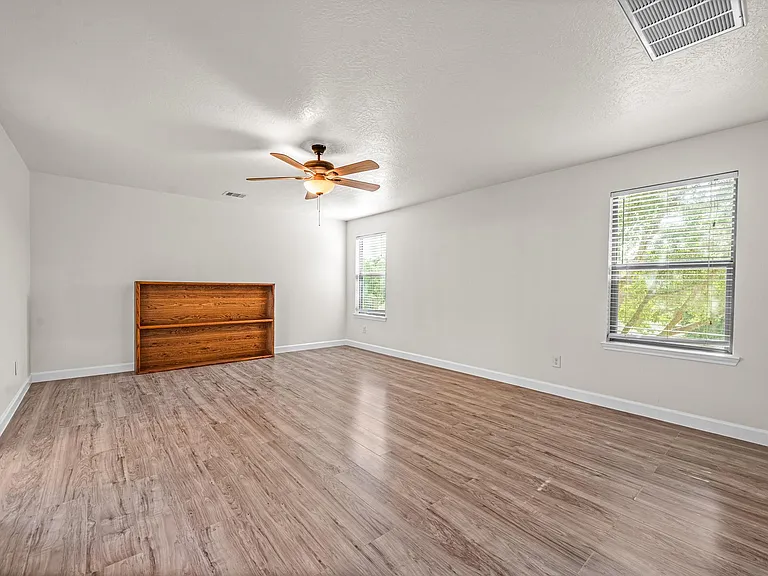 15623 Harris Canyon Ln — Photo 23
