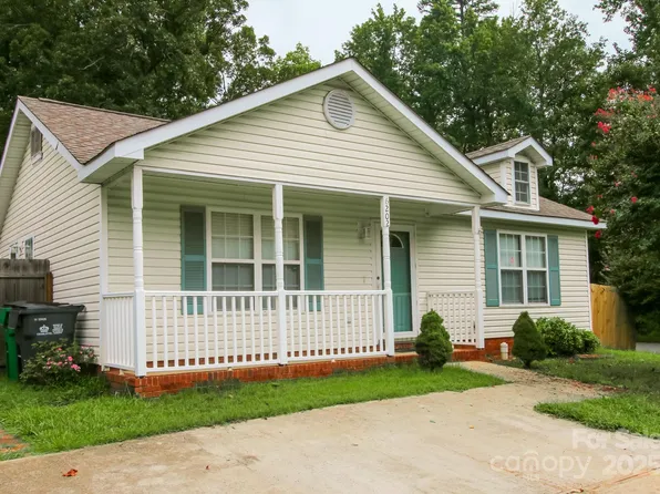 6202 Cottageville Ln, Charlotte, NC 28208