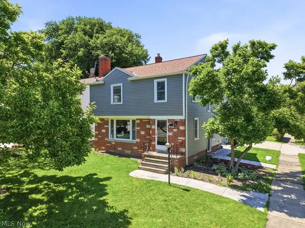19691 Lake Shore Blvd, Euclid, OH 44119