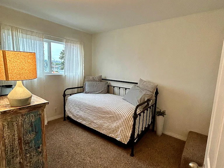 3970 Ingraham St #7 — Photo 16