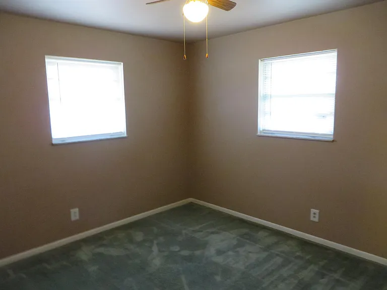 3992 S Randolph St — Photo 5