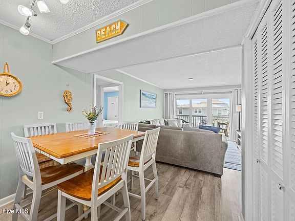 4th image of 298 Ocean Boulevard W # 201