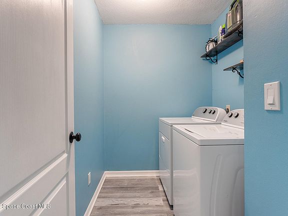 2nd image of 4920 48th Pl