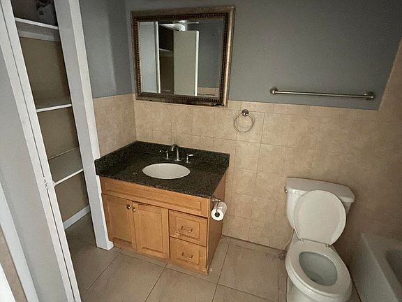 5th image of 1604 Cherry St APT 5