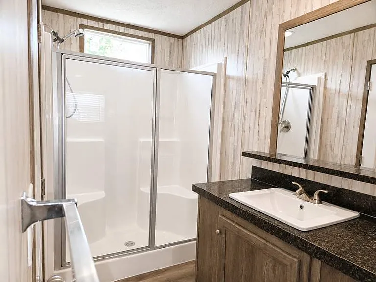 220 Robin Ann Ave — Photo 4