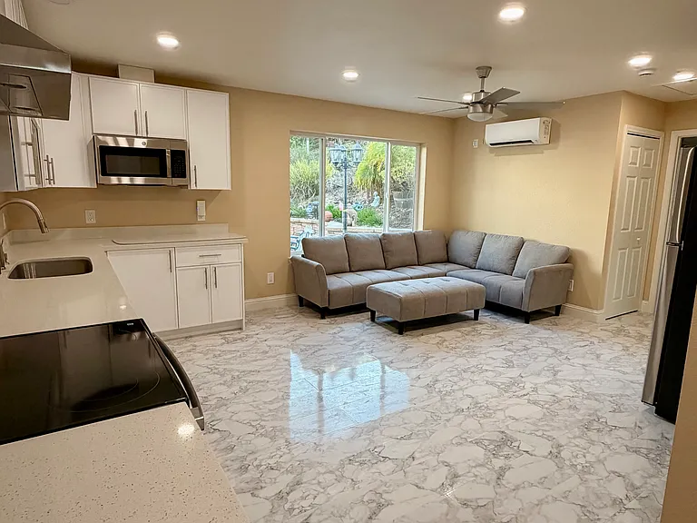 3110 Enfield St #B — Photo 14