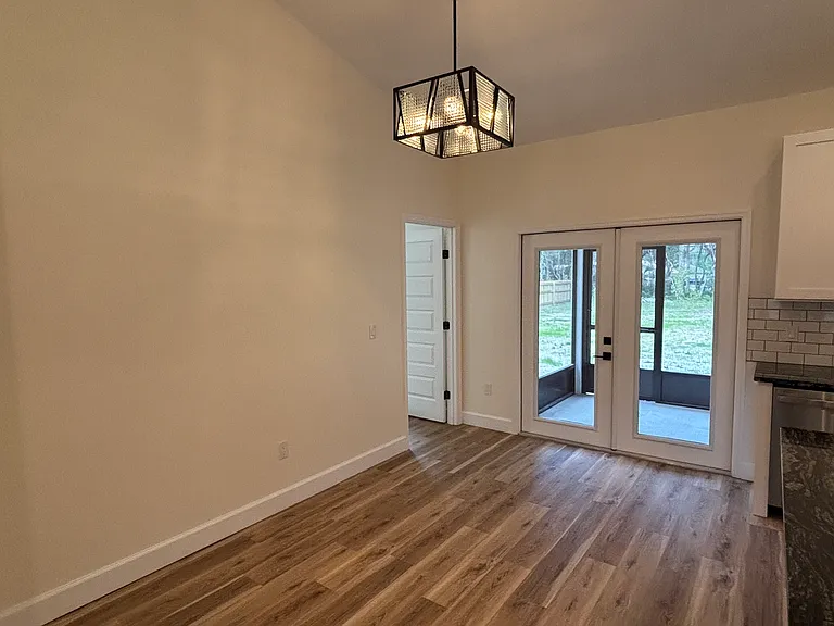 346 NW 3rd Ave — Photo 7