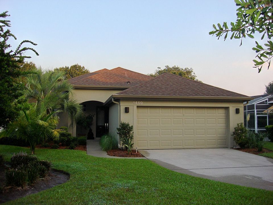 Front W/New Landscaping in 2007