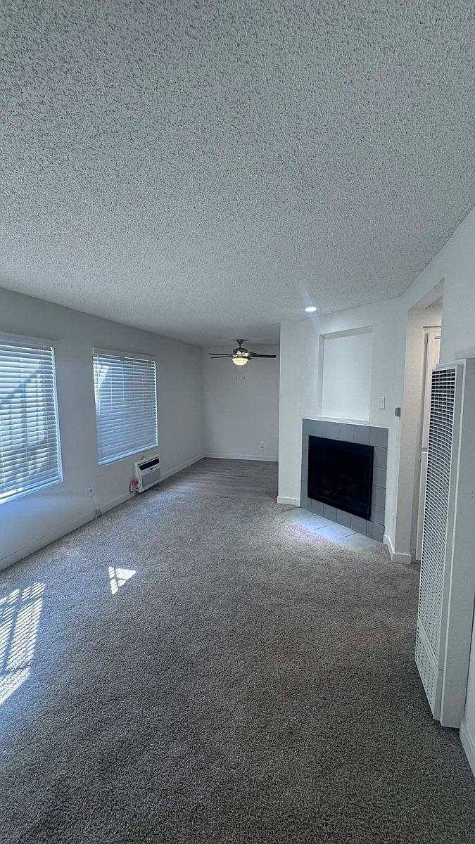 Building Photo - 4144 Illinois St #3