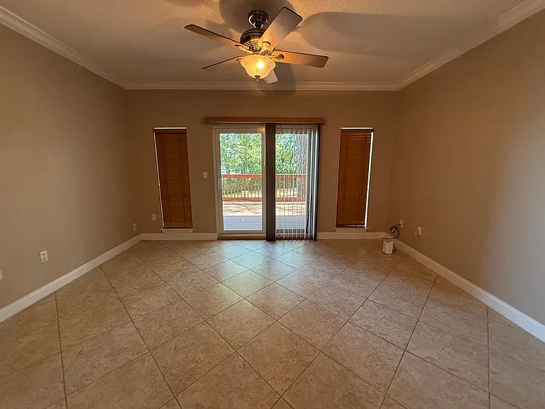 5 Laguna St #104 — Photo 5