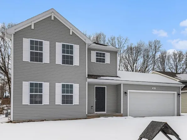 801 Hollyhock Dr, Greenville, MI 48838