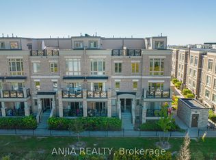 10 Dunsheath Way #207, Markham, ON L6B1N3