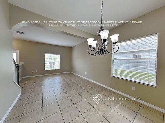 5th image of 1807 Sweetspire Dr
