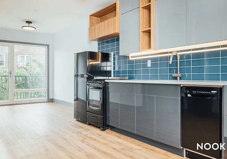 210 Parkville Ave #6A — Photo 4