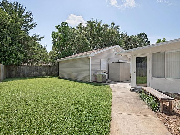 5th image of 35 E Audrey Dr