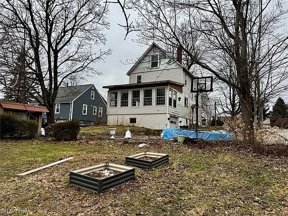 4th image of 191 Grandview Ave