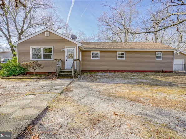 401 Cains Mill Rd, Williamstown, NJ 08094