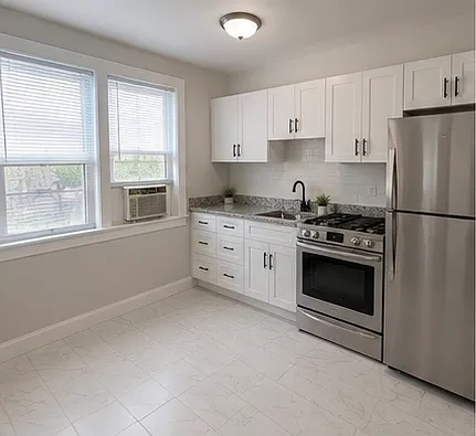285 Smith St #1 — Photo 3
