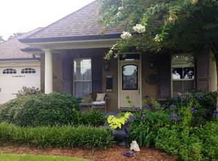 414 Willard Ave, Houma, LA 70360