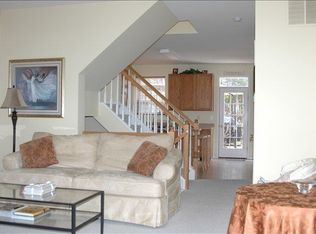 155 Tryens Dr, Mays Landing, NJ 08330