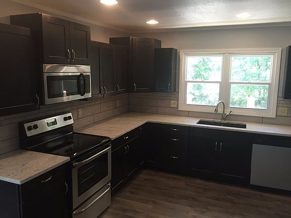 3rd image of 8635 State Ave