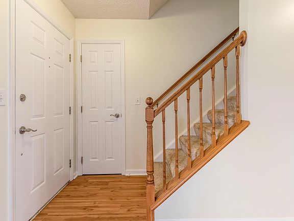 2nd image of 215 Dogwood Dr