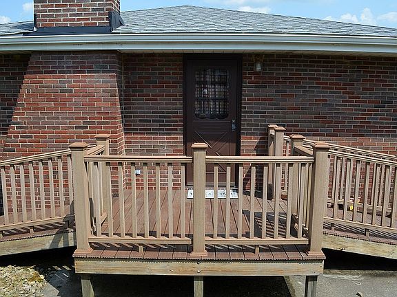 3rd image of 2124 Spring Ave