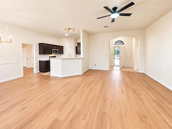 5th image of 2728 NW 163rd St