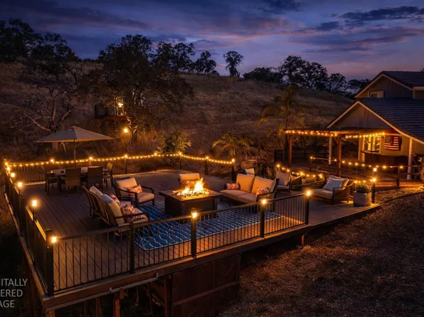 9925 Alamo Dr, La Grange, CA 95329