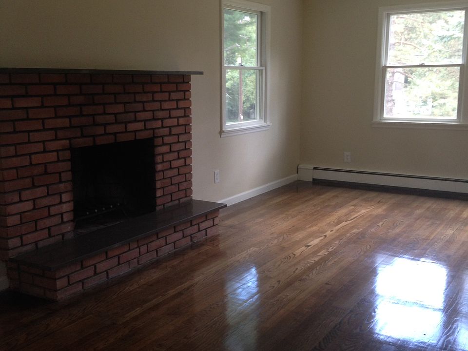 47 Pye Ln, Wappingers Falls, NY 12590 Zillow